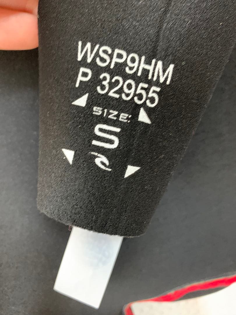 リップカール　ウエットスーツ　ロングスリーブスプリング　Sサイズ