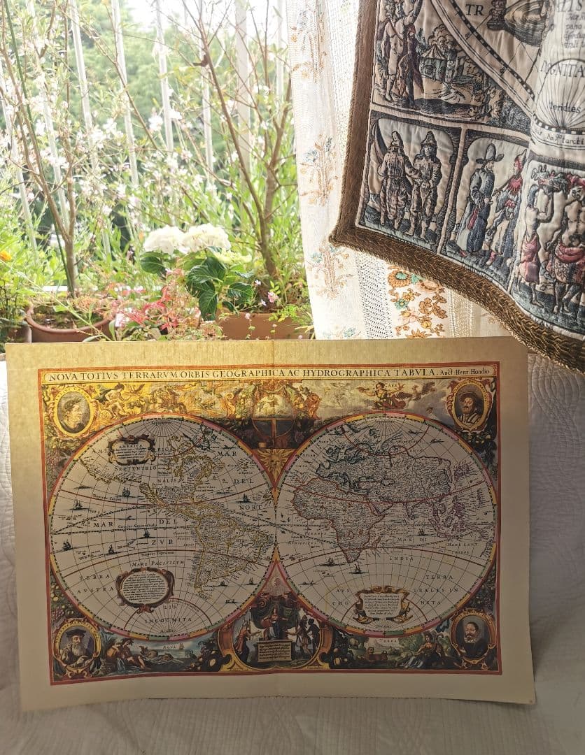 アンティーク ドイツ ローゼル 1641年の世界地図復刻 四元素 版画風印刷紙