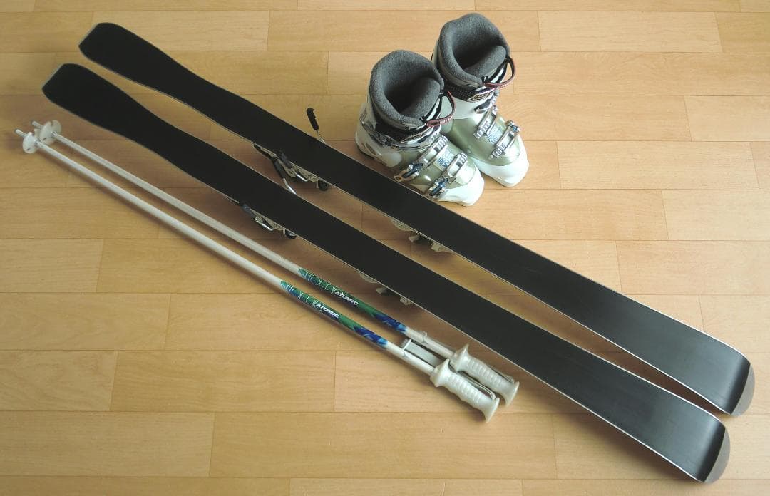 ■■送料無料■ロシニョール■女性用スキーセット■板142靴24.5■メンテ付■■