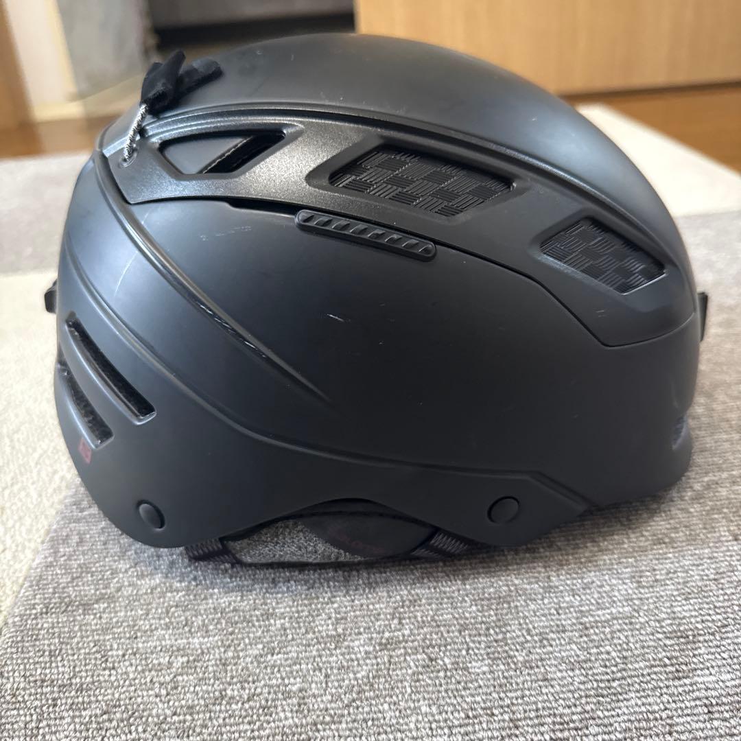 Salomon マットブラックヘルメット