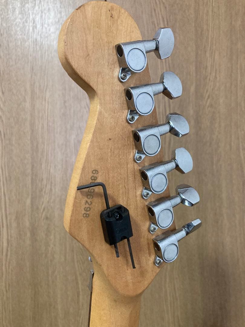 【ネタ枠・改造総額5万円以上】Legend ギター