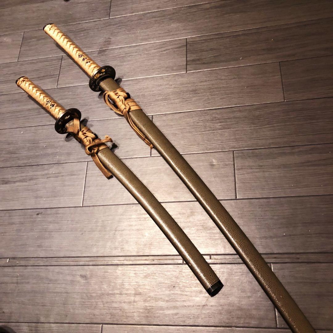 高級模造刀　居合刀　 美術刀剣　太刀　脇差　大小セット　2本セット　茶白拵え