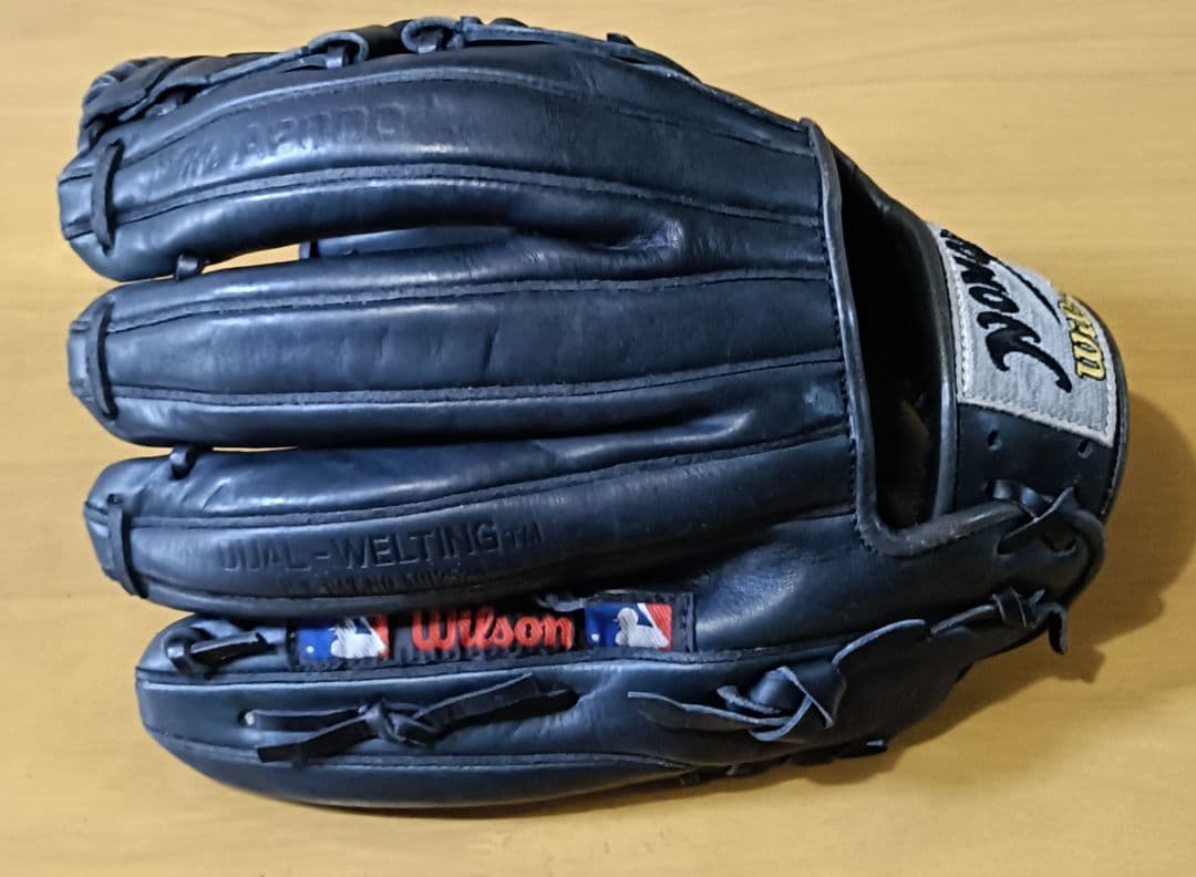 ウィルソン（Wilson）の野茂英雄モデル「A2000」