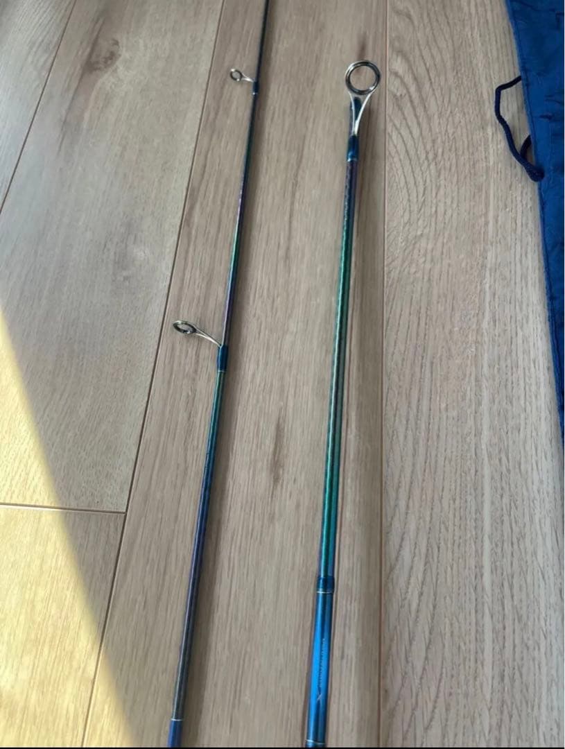 【美品】シマノ ワールドシャウラ 2701FF-2 ブルー