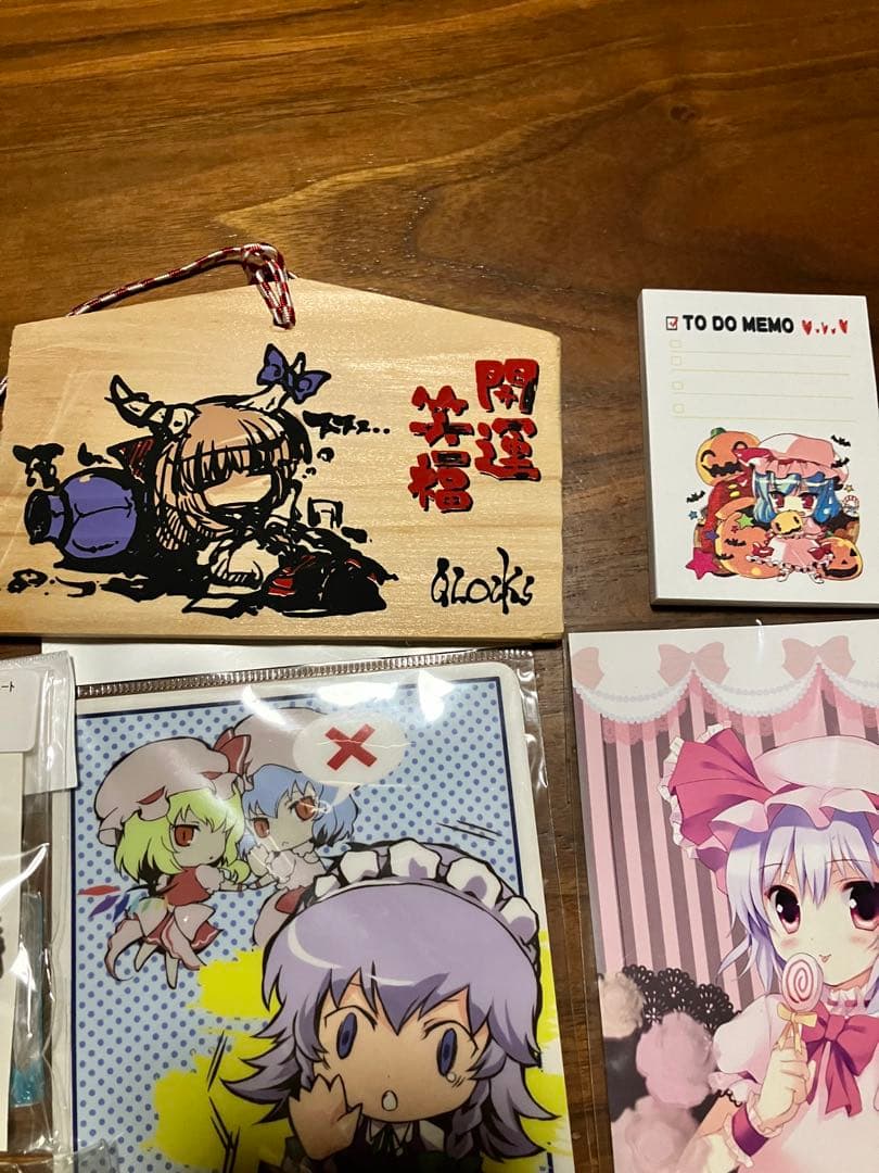 新品未使用　東方プロジェクト　グッズ　レミリア　缶バッチ　キーホルダー　メモ帳