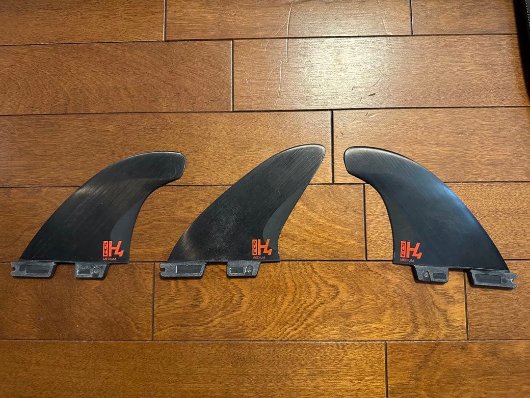 FCS2 H4 スイス製 3フィン M ミディアム