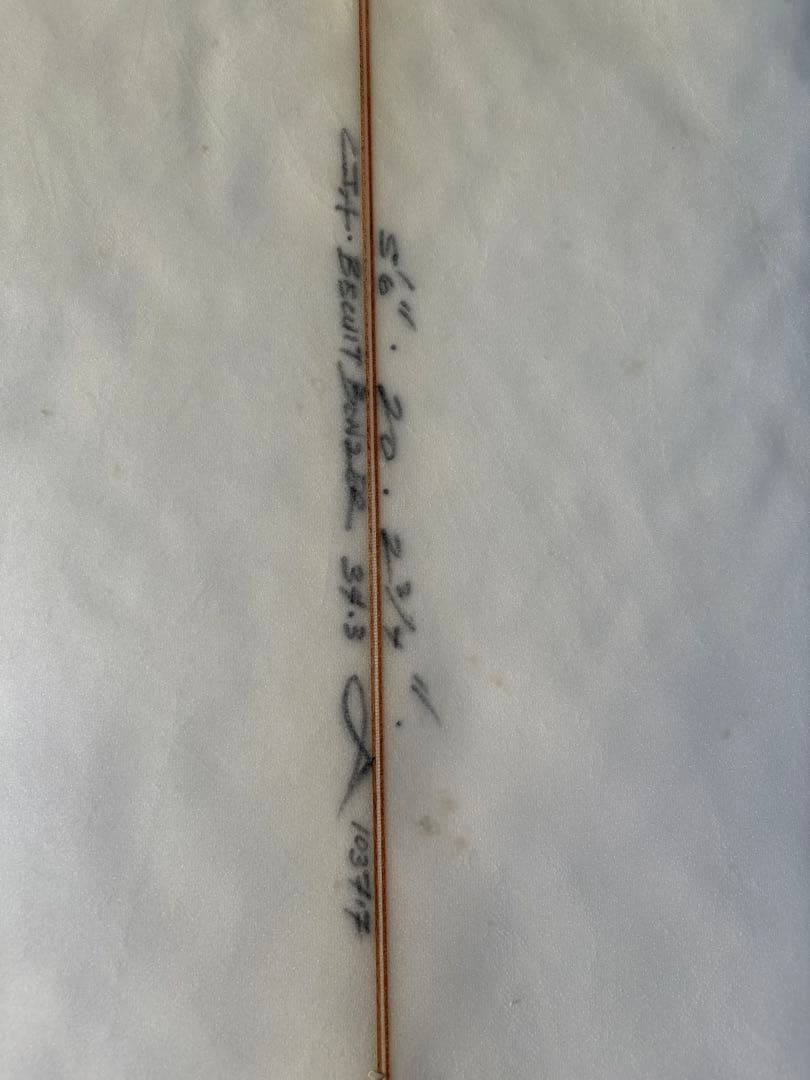 アルメリック Biscuit ボンザー 5'6 34Ｌ　浮力大