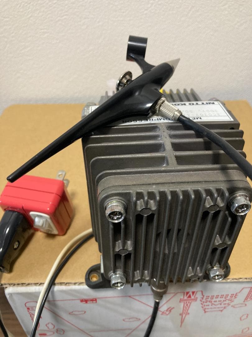 プラモデル塗装用　エアブラシ コンプレッサー本体 クレオス L5 ベースモデル