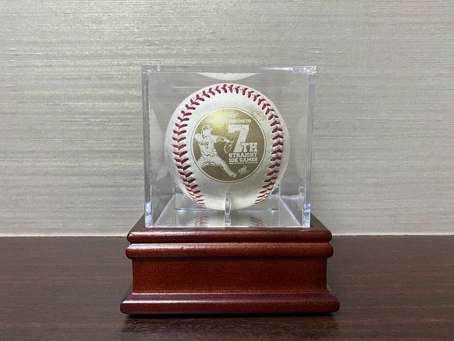 楽天　イーグルス　則本昂大選手　7試合連続2桁奪三振　直筆サイン 巨人