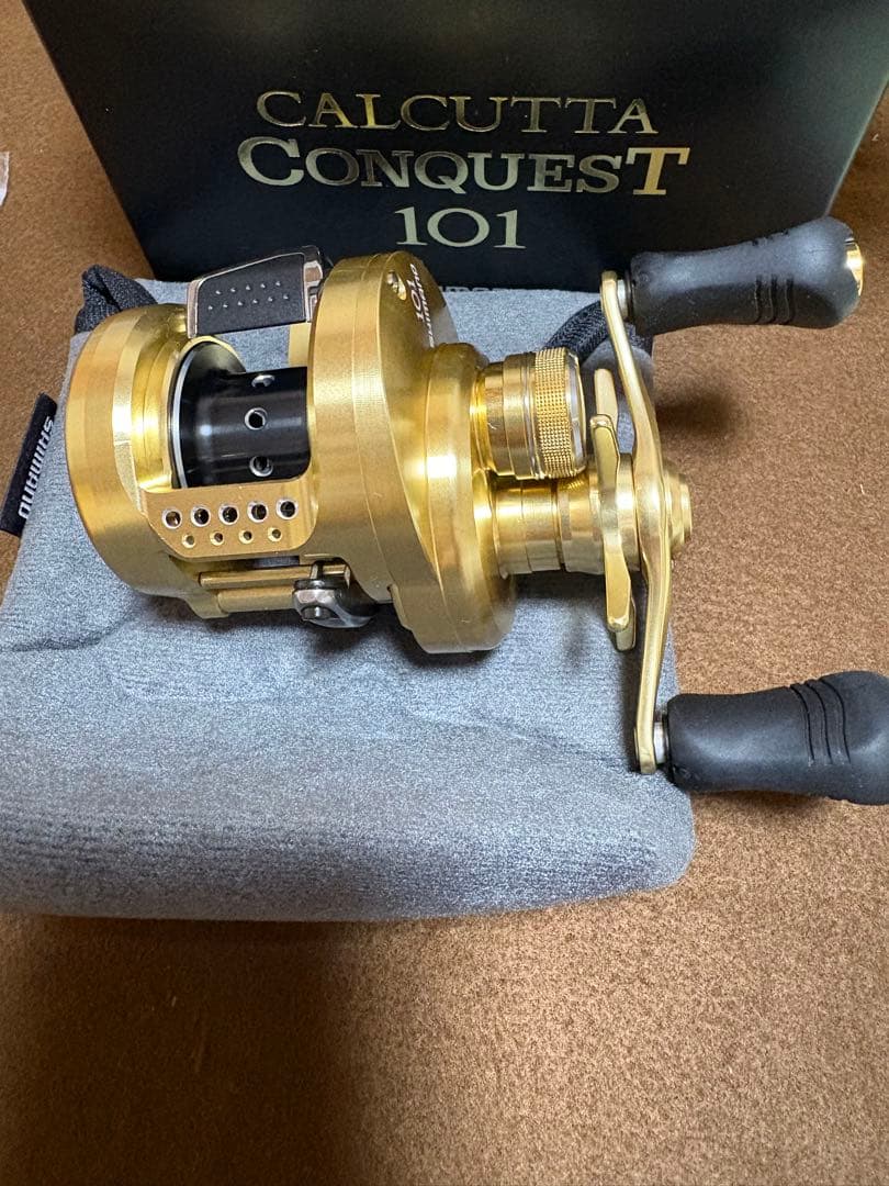 リール SHIMANO CALCUTTA CONQUEST 101