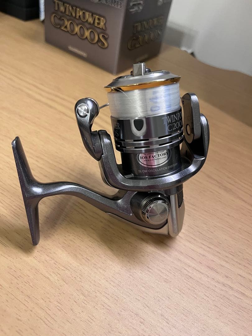 【極上】08ツインパワー C2000S スピニングリール