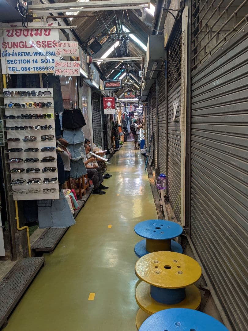 【高級品！】タイのお守りプラクルアン！九尾の狐！ゴージャス！金運＆恋愛運アップ！