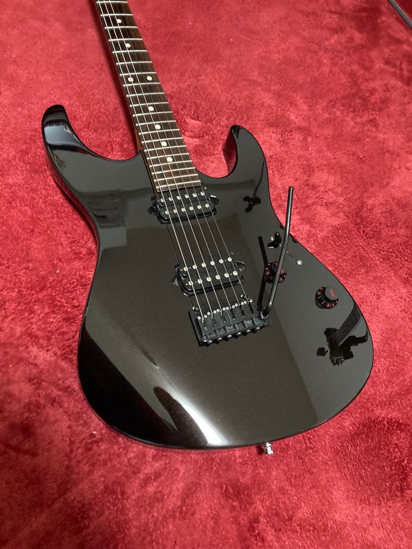 Suhr Modern 良コンディションです