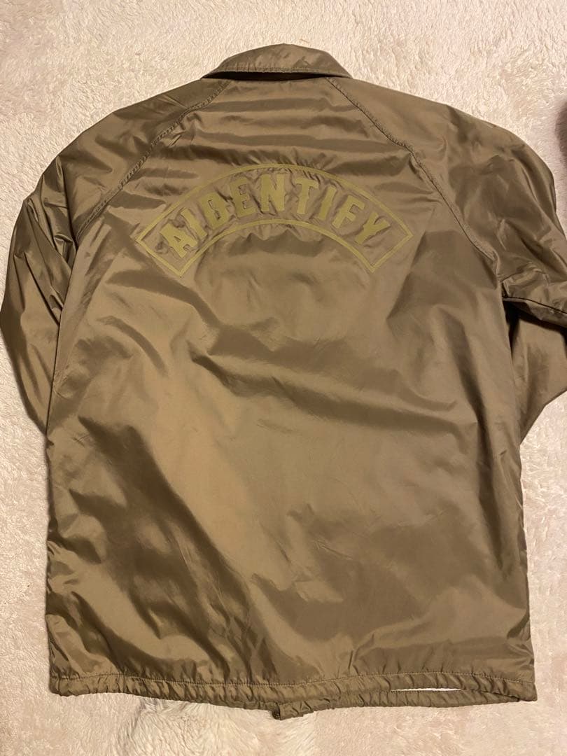 aideetify コーチジャケット