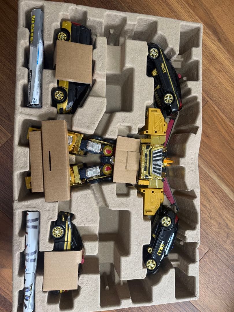 Gold edition韓国ハローカーボットペンタストム(箱あり)