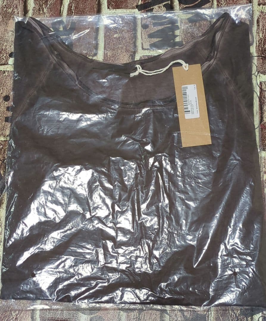 salsationサルセーション新作サイドスリットTシャツダークブラウンＳサイズ