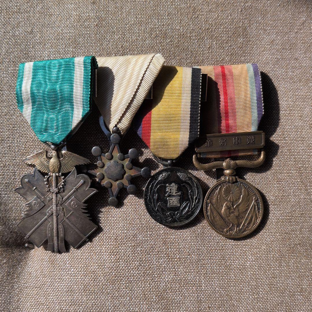 日本 軍　当時物　勲章まとめて６点　大満州建国功労章　金鵄勲章　満州事変
