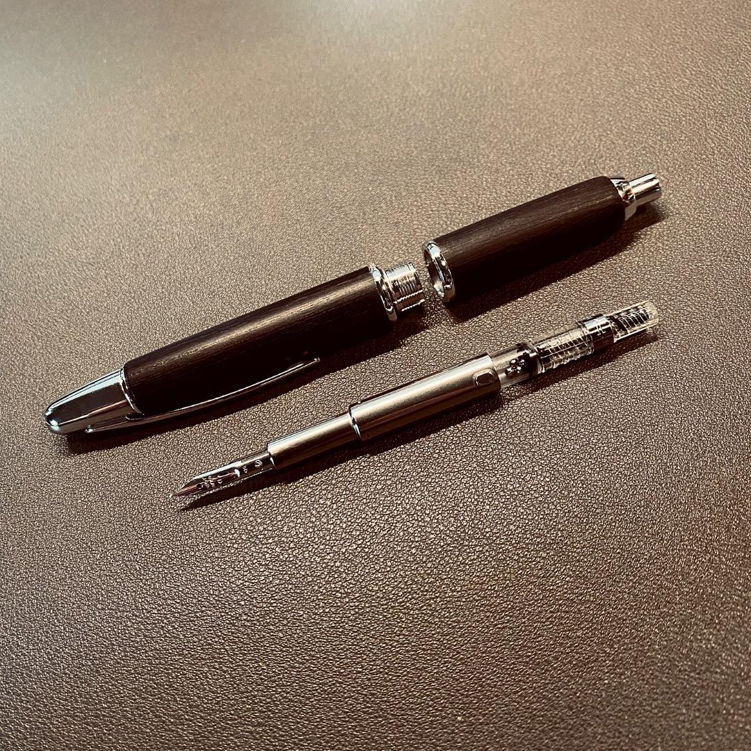 PILOT 万年筆 キャップレス 木軸 ブラック 細字 FC25SKBF