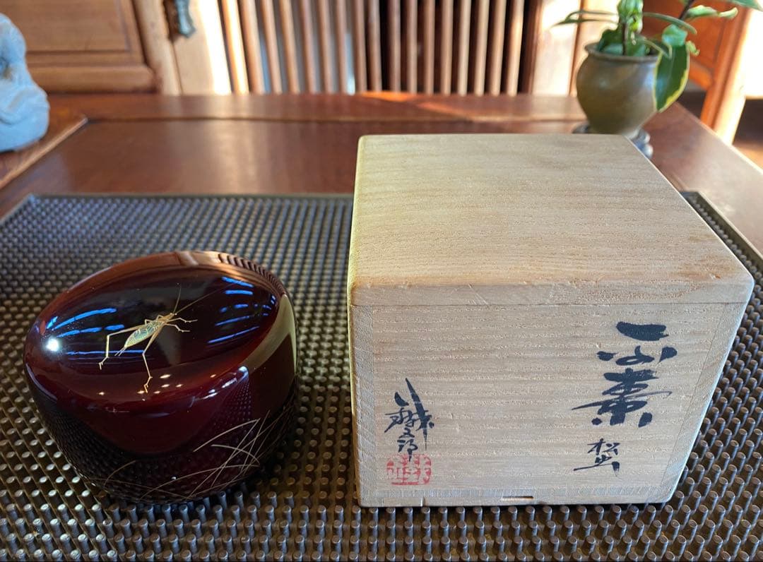 美品　輪島塗　棗　蒔絵・松虫（鈴虫）　　　　鈴谷鐵五郎作 ・茶道具　ヴィンテージ