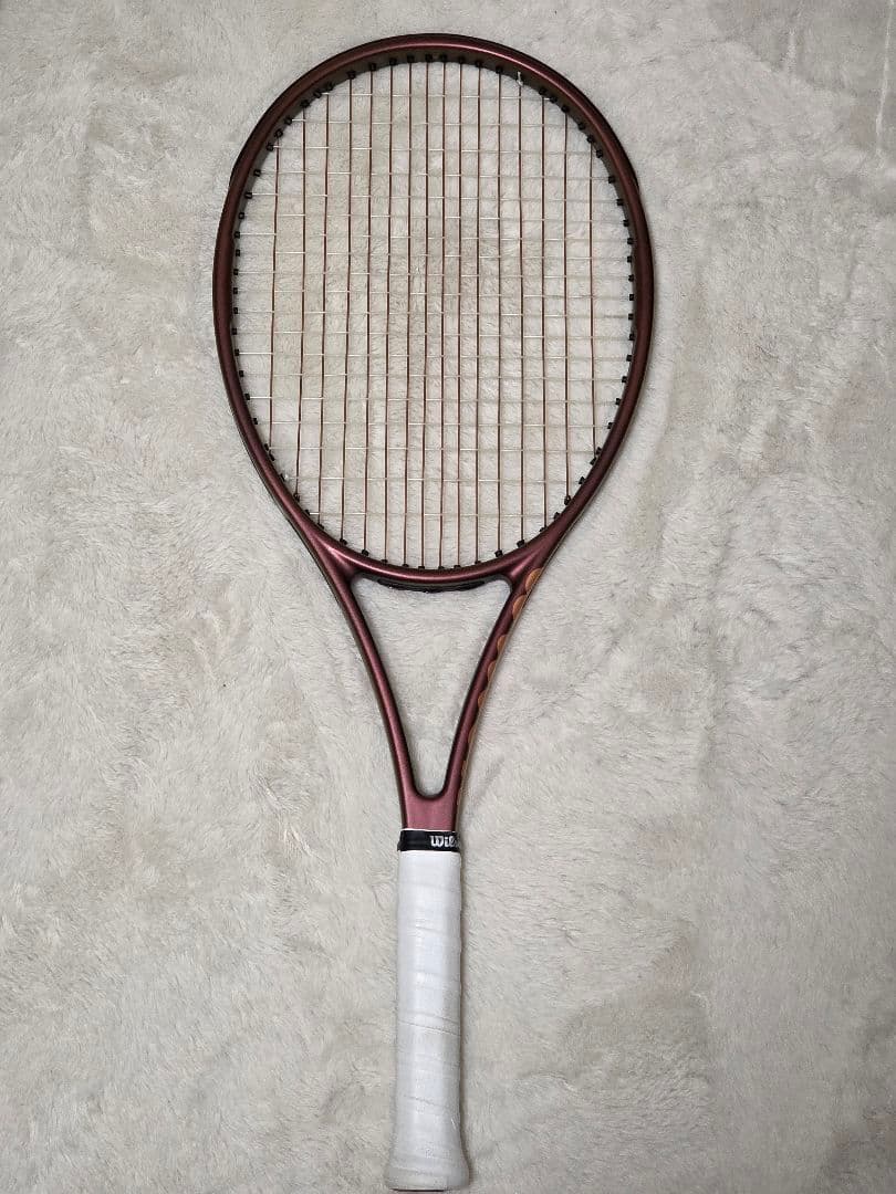 新品近いWilson PRO STAFF 97L V14 G2ガット張り上げ済