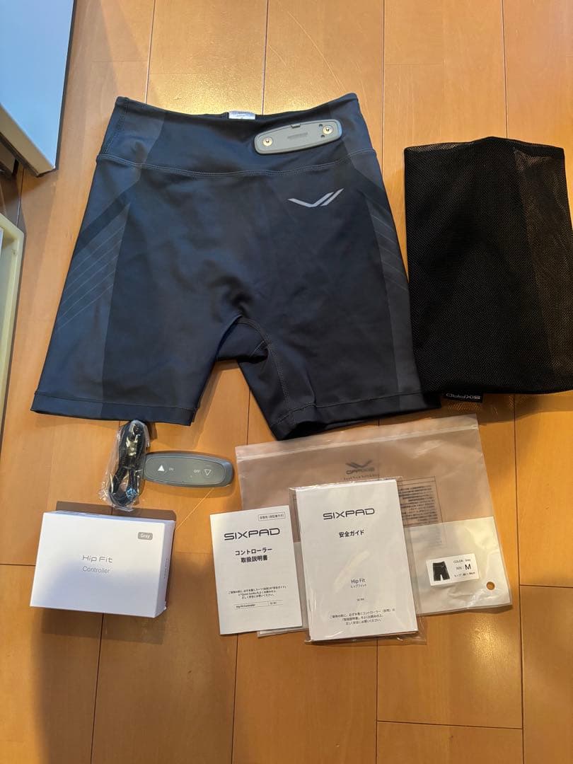 シックスパッド　ヒップフィット　グレー　M