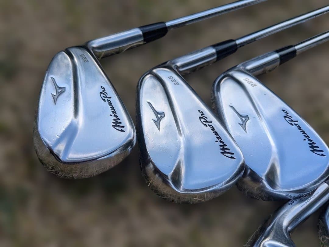 MizunoPro225（６～PW）NSPRO950GHneoミズノプロ225