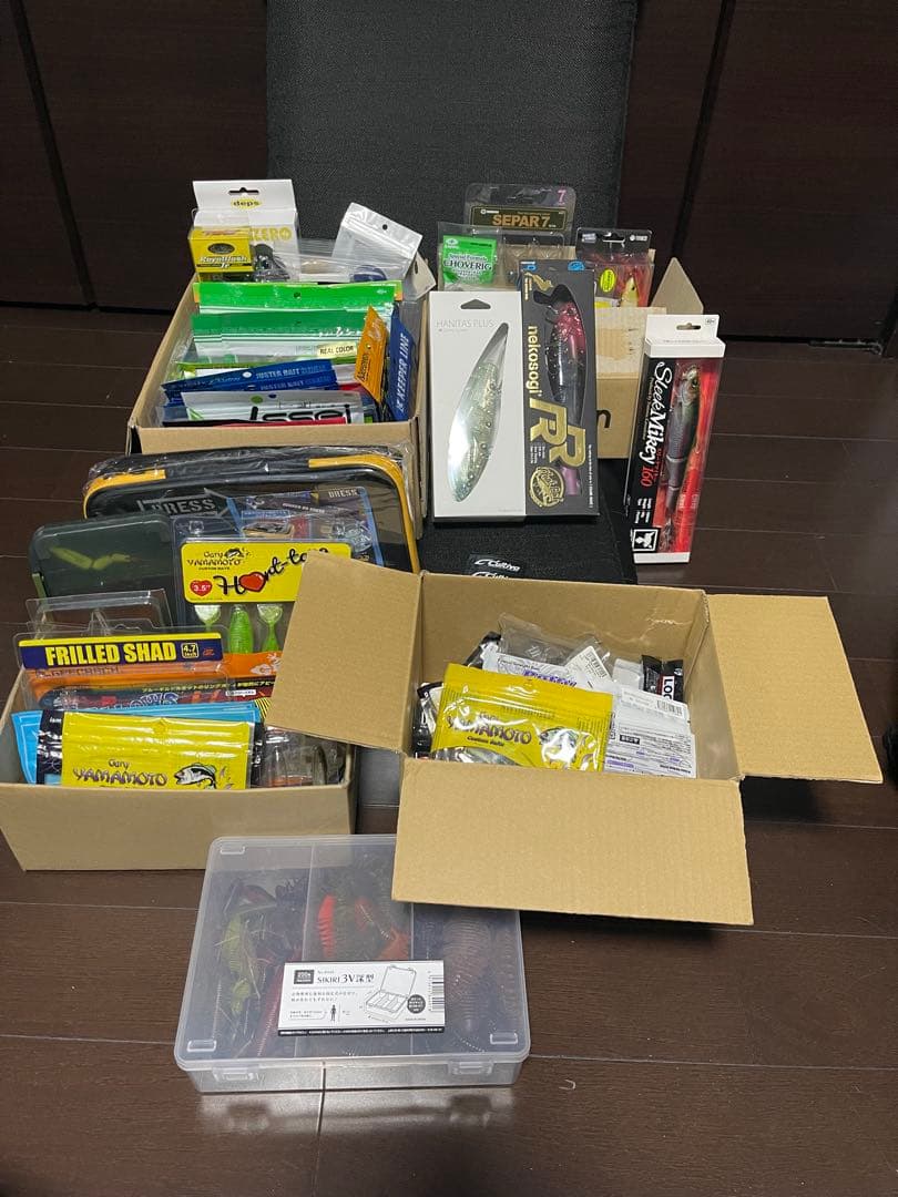 フィッシングルアーとアクセサリーセット