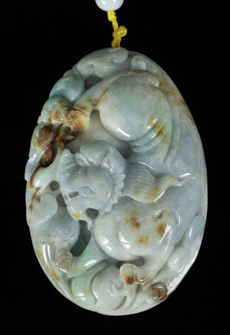 【中国美術】天然翡翠 青翡翠　手彫 獅子龍細密彫刻 握り石根付 ペンダント 紐付