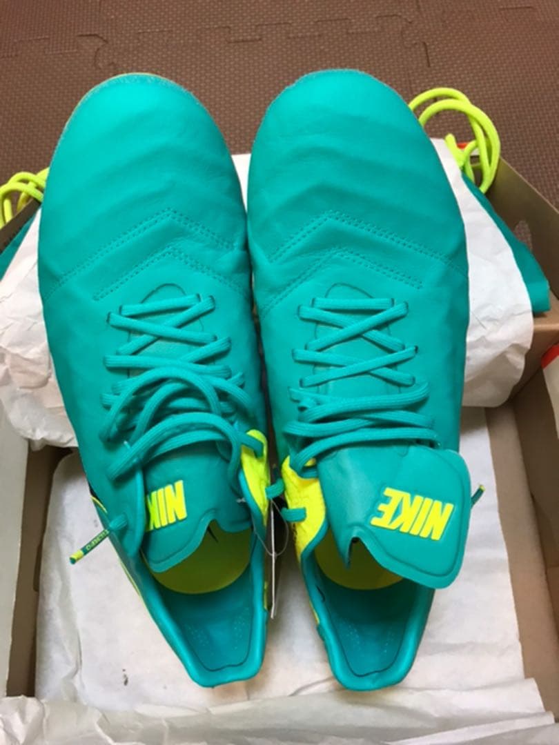 最終値下げ‼️早いも勝ち❗️新品未使用ティエンポ6 袋付き