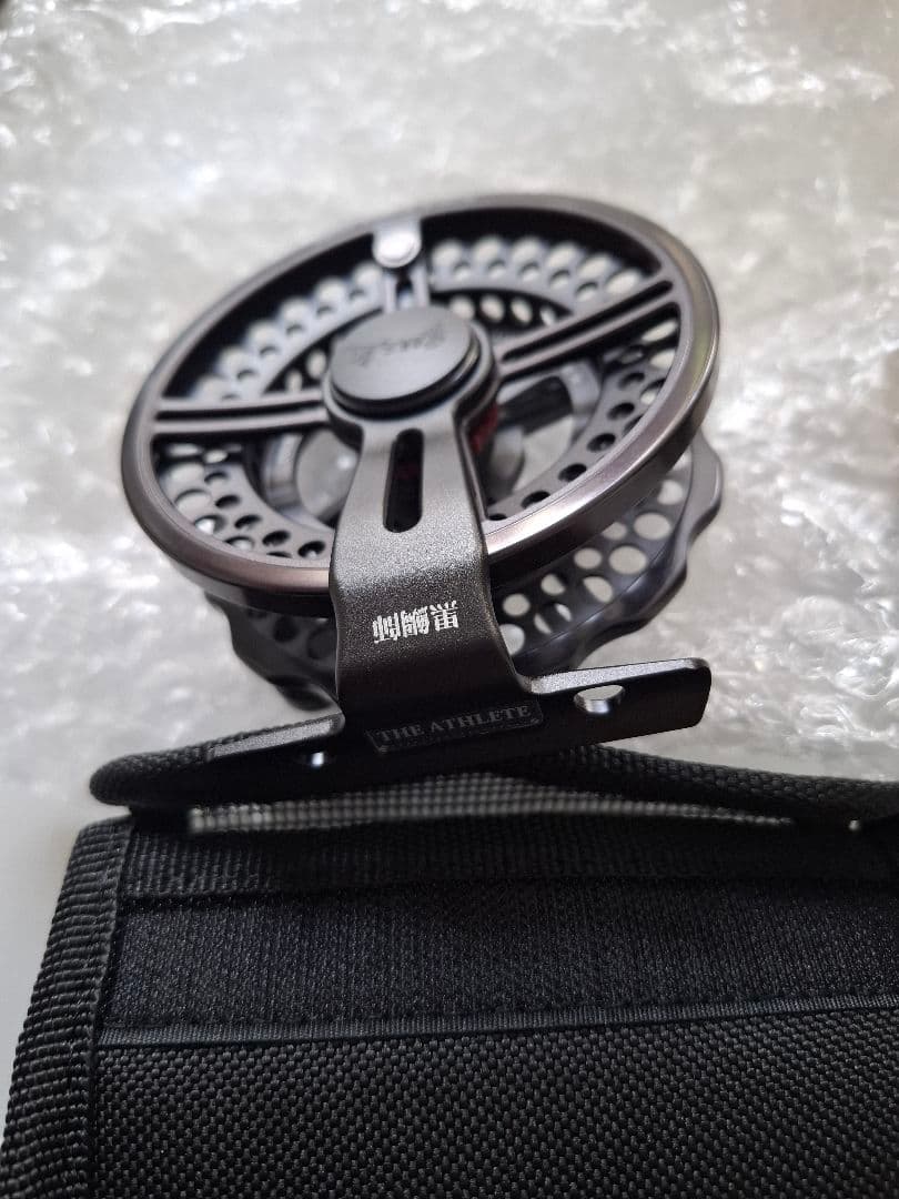 Theアスリートヘチ90W-BLACK フィッシングリール　シリアルナンバー1桁