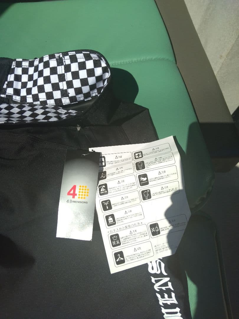 4D 4Dimensions サーフパンツ 黒 新品タグ付き