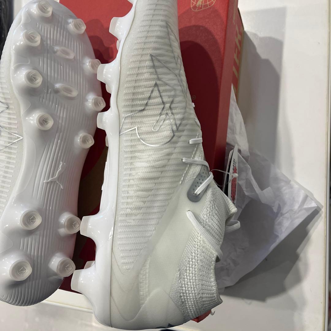 PUMA(プーマ) フューチャー 8 プロ HG スパイク サイズ27.0ＣＭ