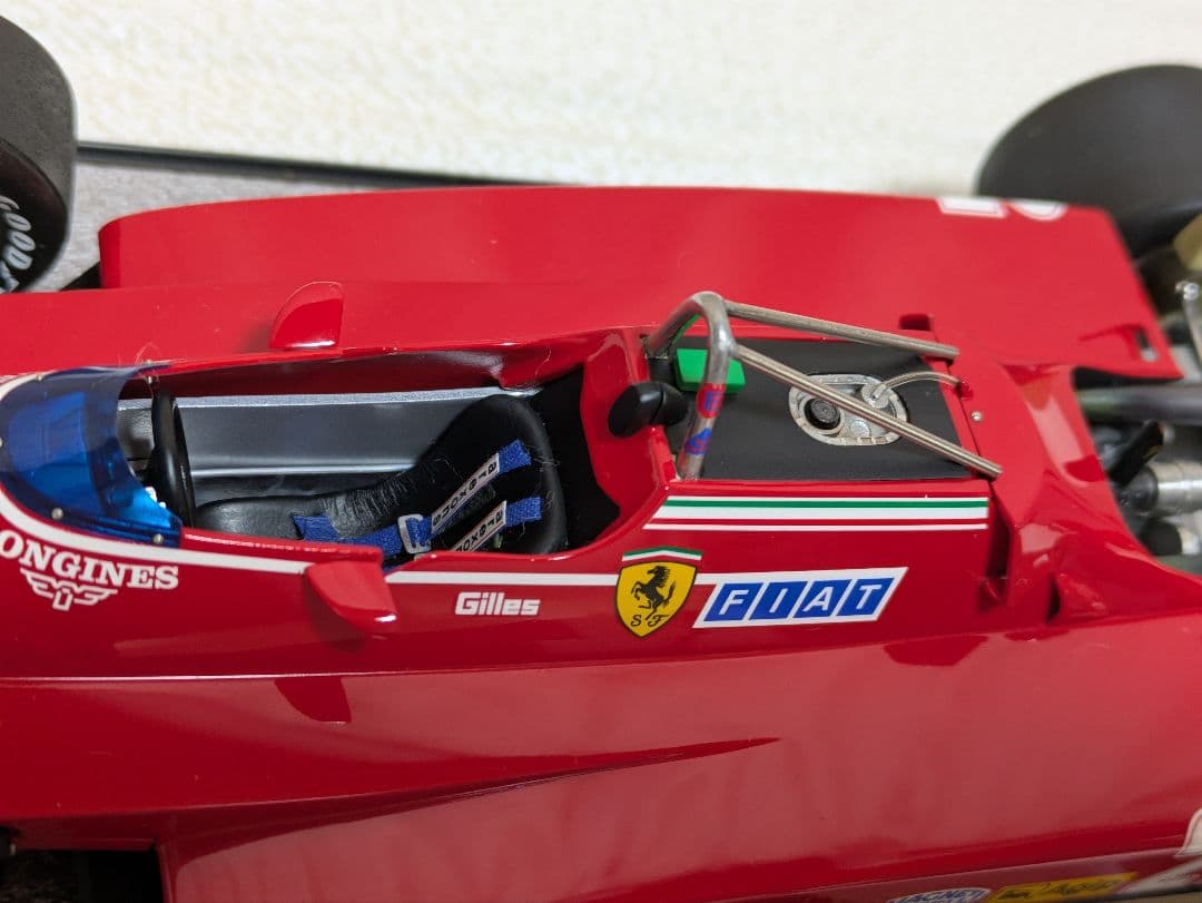 フェラーリ126C2 1982ダブルウィング ジル・ヴィルヌーブ#27