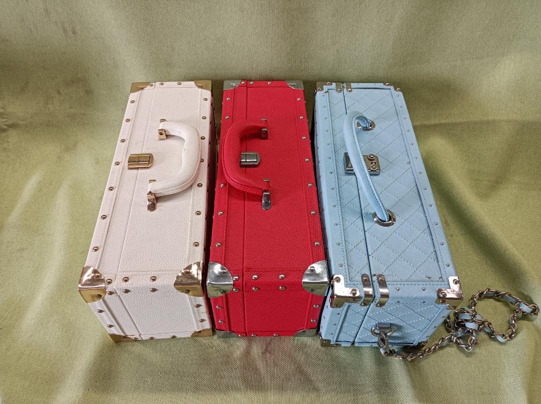 都《LMYCL》エンジェルシャンパン　ドゥミセックブルー　鍵付＋ホワイト　レッド