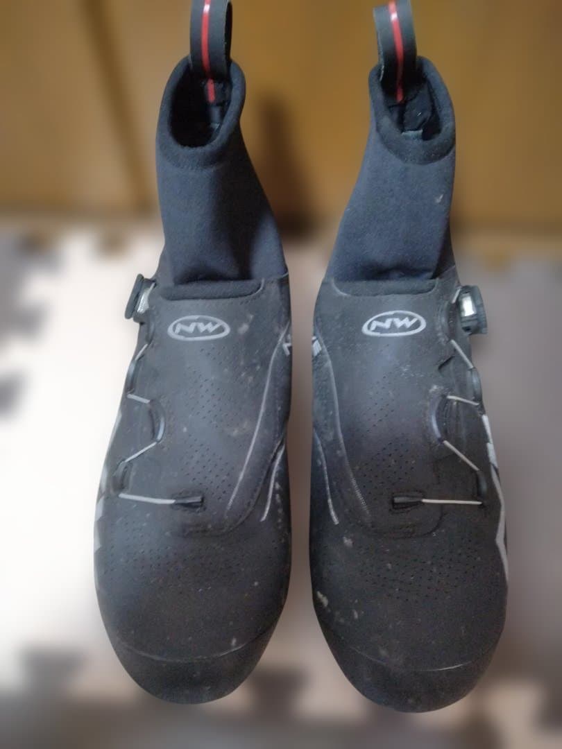 Northwave 冬用ロードビンディングシューズ