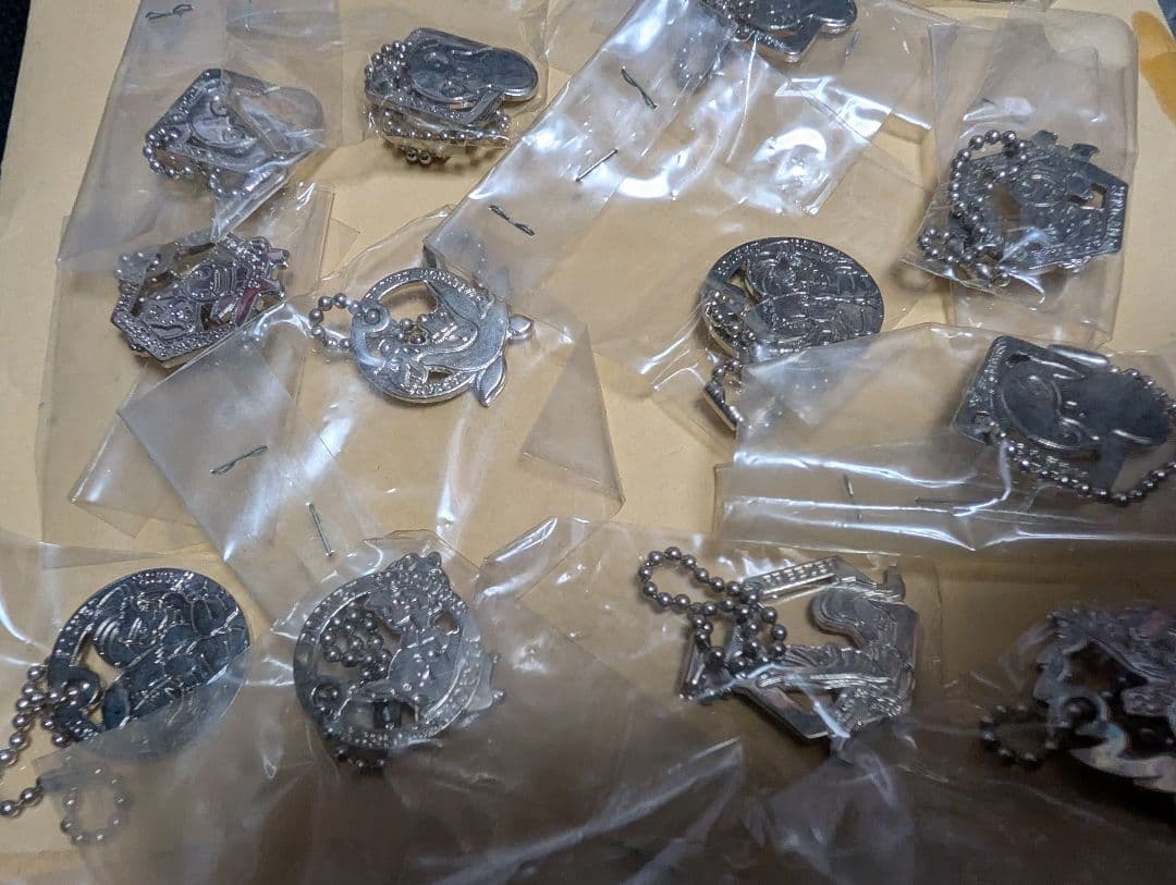 美品　ポケモン メタルチャー厶　ゲームセンターの景品　当時のグッズ