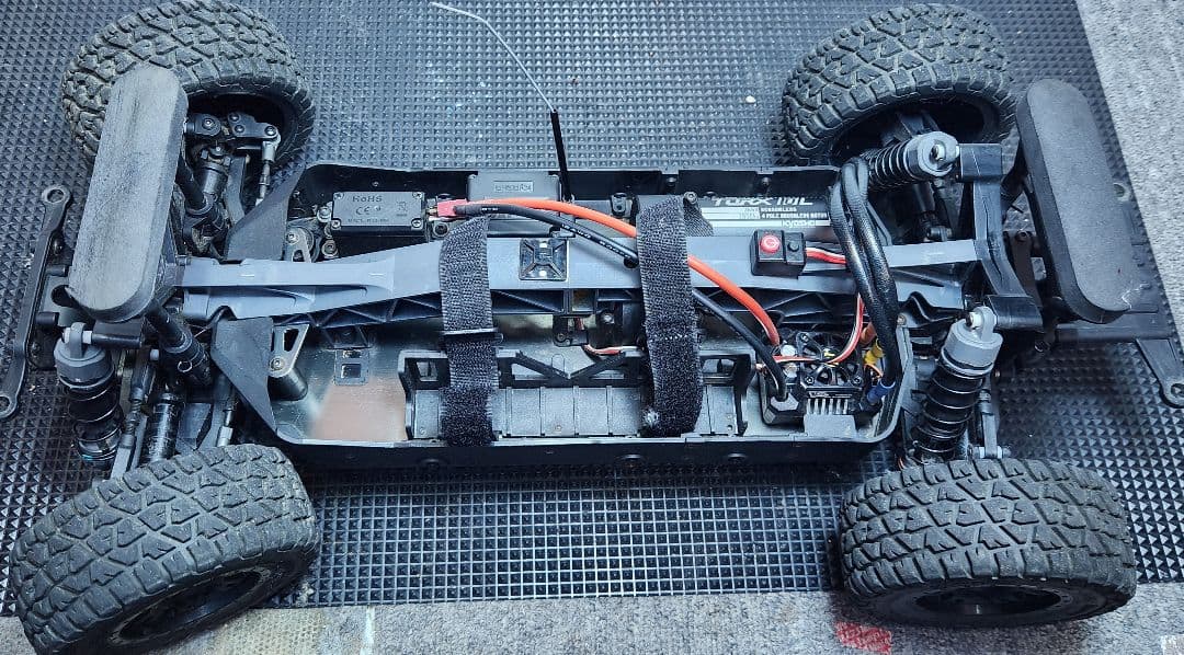 最終値下げ　京商　TACOMA 中古品