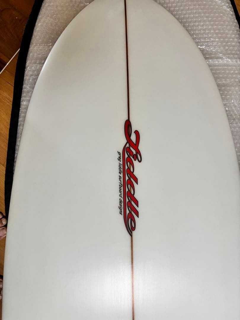 Liddle Designs 6'10 M3P フィン付き