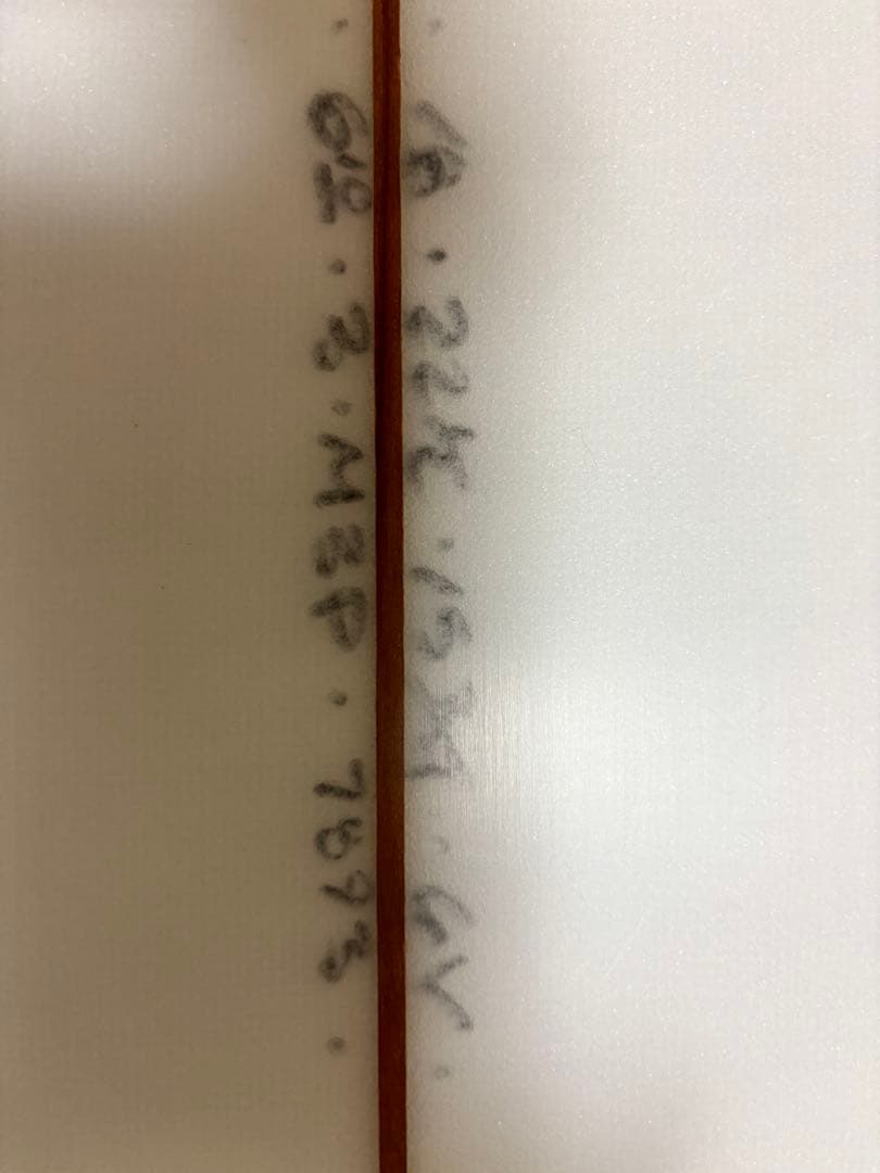 Liddle Designs 6'10 M3P フィン付き