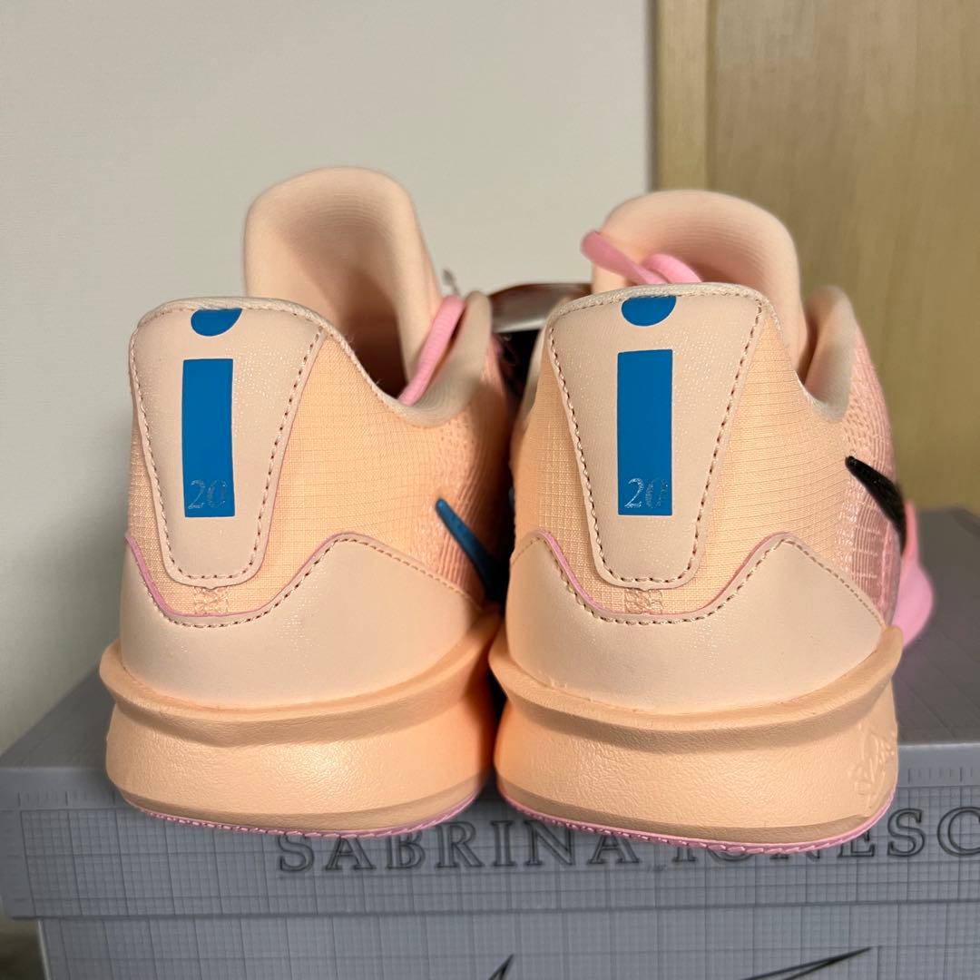 NIKE W SABRINA 3 “CRIMSON TINT/BLACK”