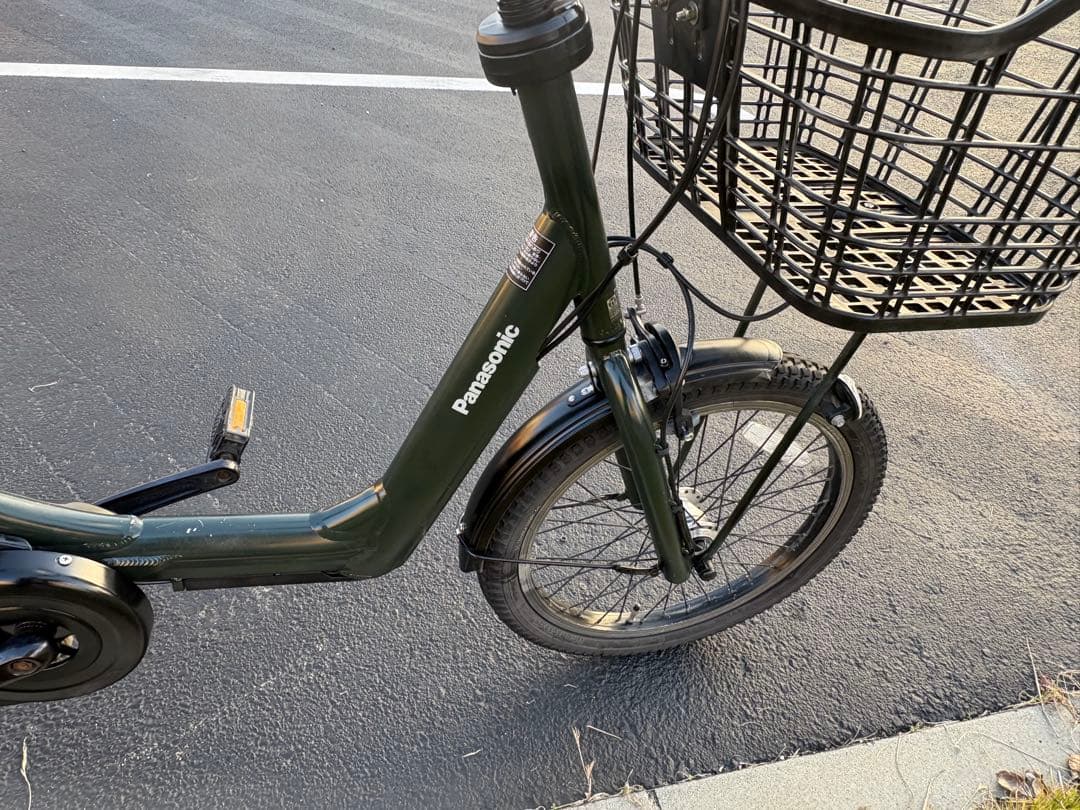 中古20インチPanasonic電動アシスト自転車　8.9Ahバッテリー新品