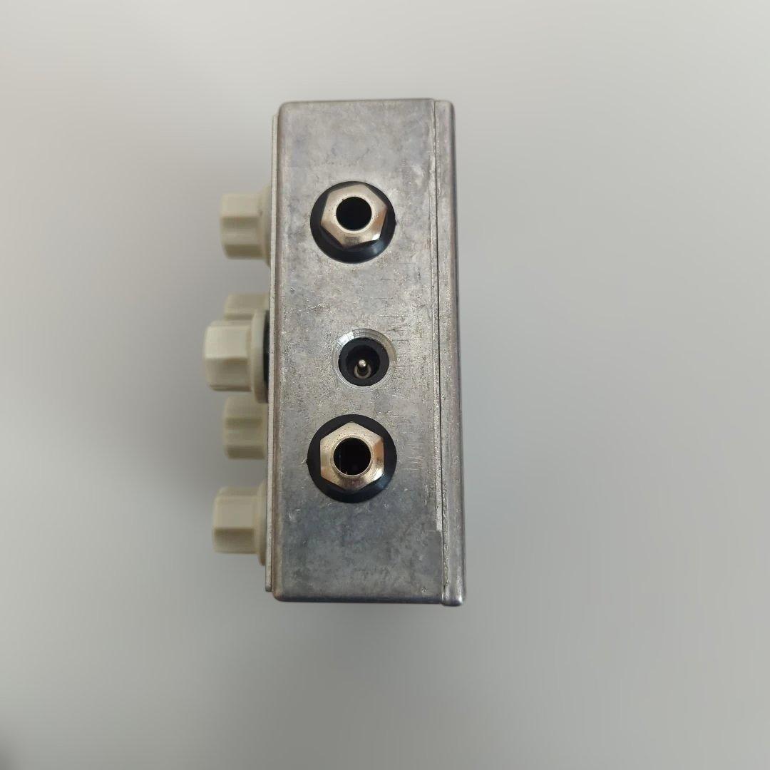 EMMA エマ PisdiYAUwot ディストーション エフェクター　可動