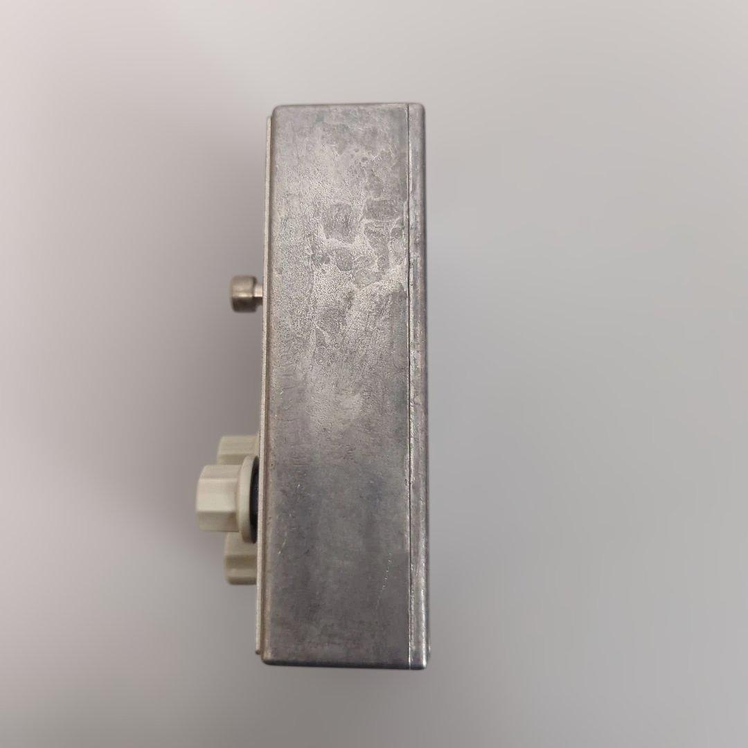 EMMA エマ PisdiYAUwot ディストーション エフェクター　可動