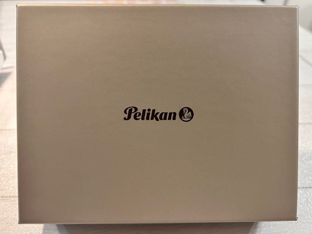 高級品　ペリカンM400グリーンストライプ(F) 万年筆