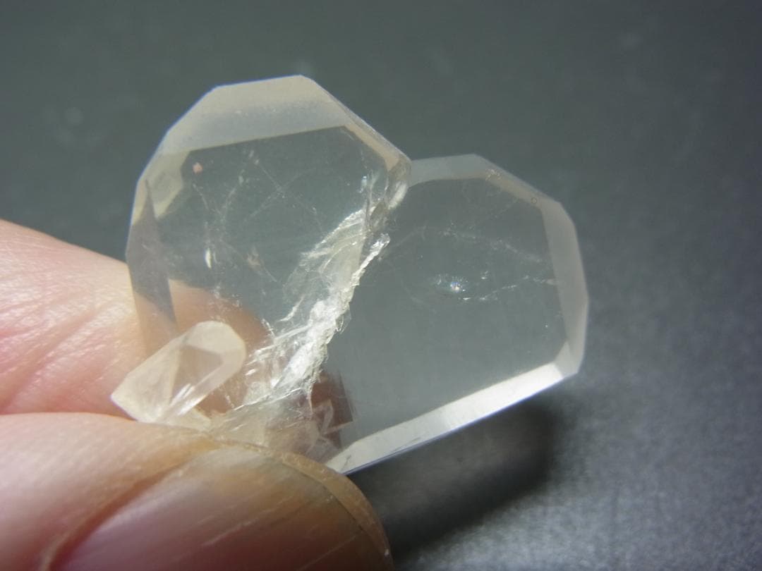 超美！　スーパーハイグレード・大　長崎県　奈留島の日本式双晶　水晶