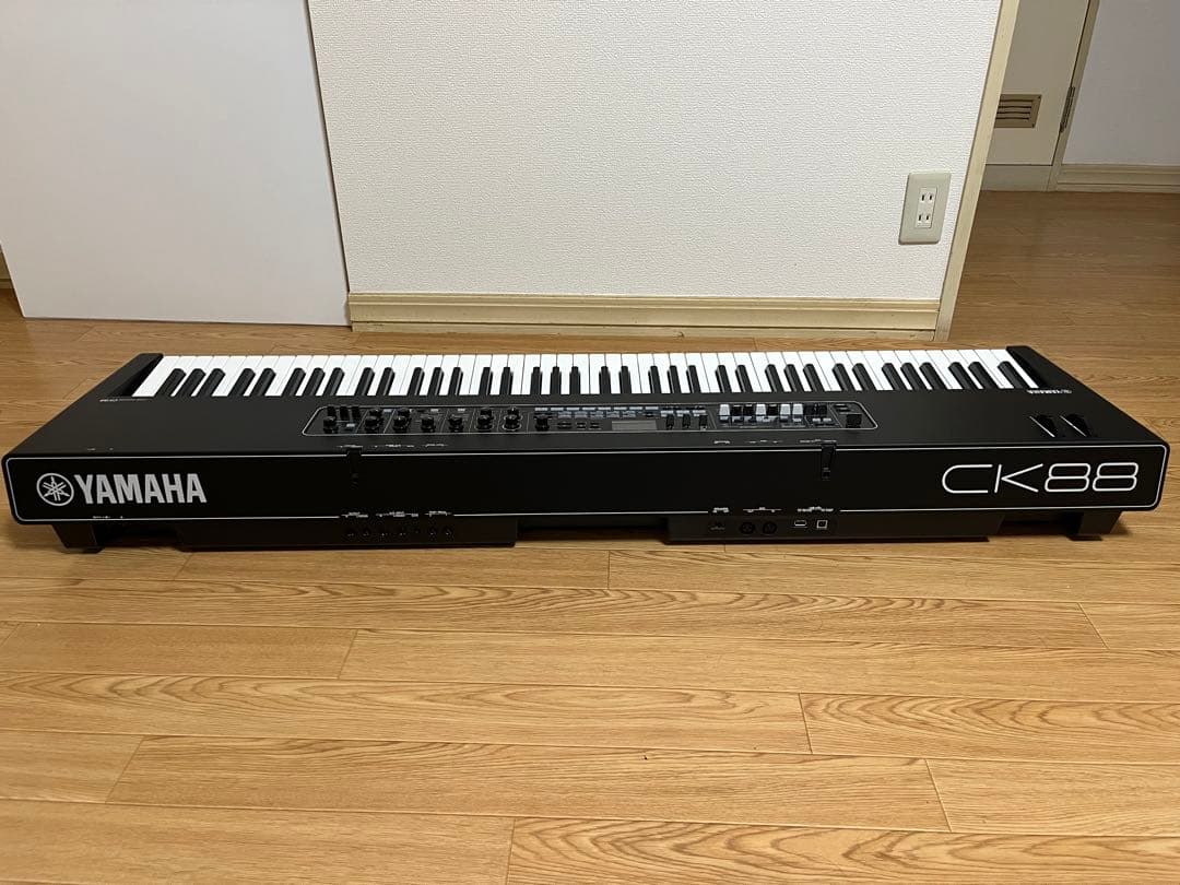 ヤマハ　ステージキーボード　CK88