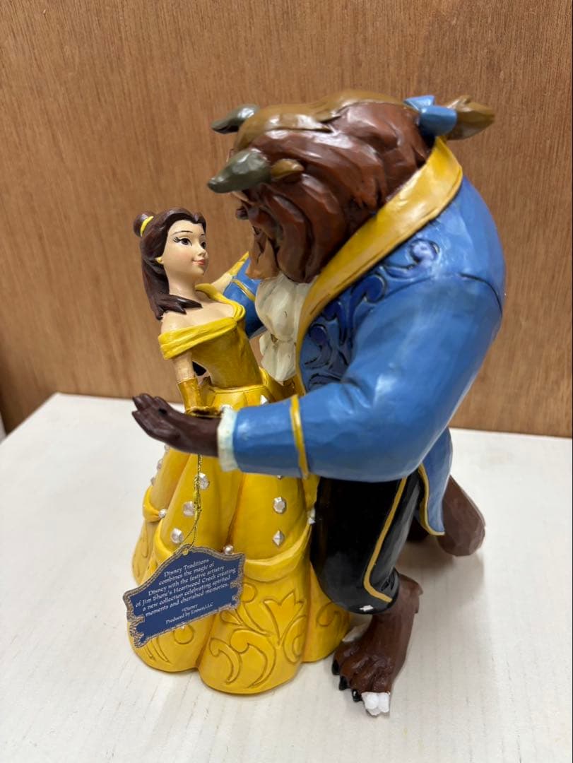 ディズニーショーケース 美女と野獣 大きなフィギュア