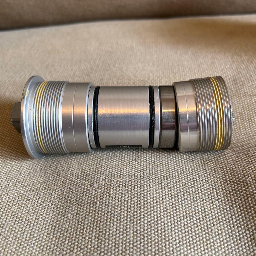 カンパニョーロ　レコード　ボトムブラケット　イタリアン