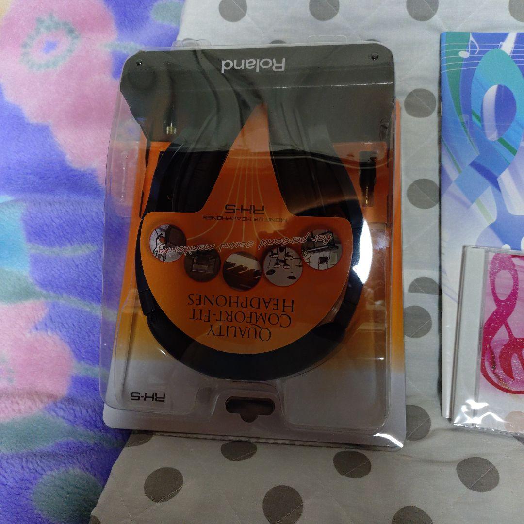 Roland RH-5 ヘッドフォンと音楽CDセット