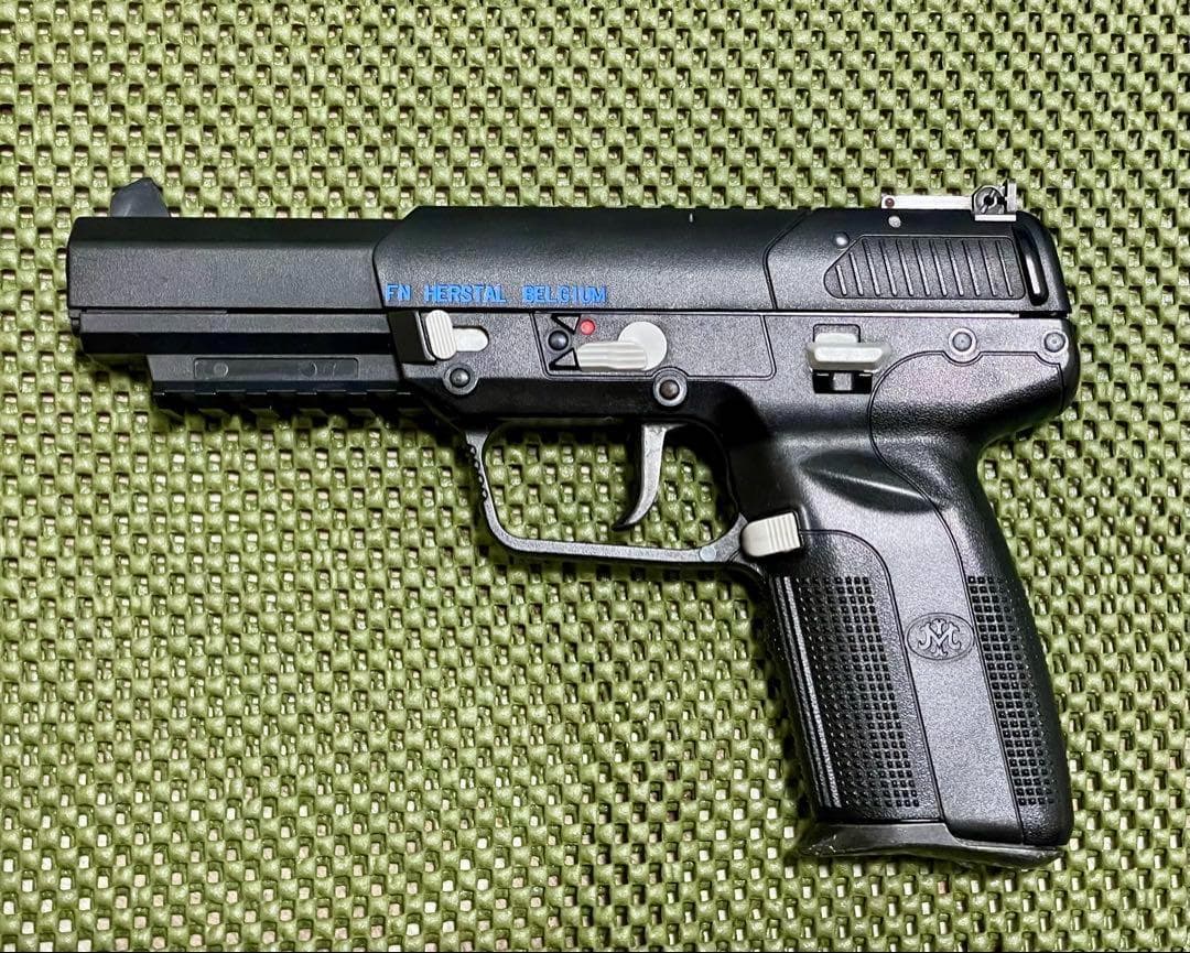 FN Five-seveN　６㎜ガスブローバックガン　マルシン
